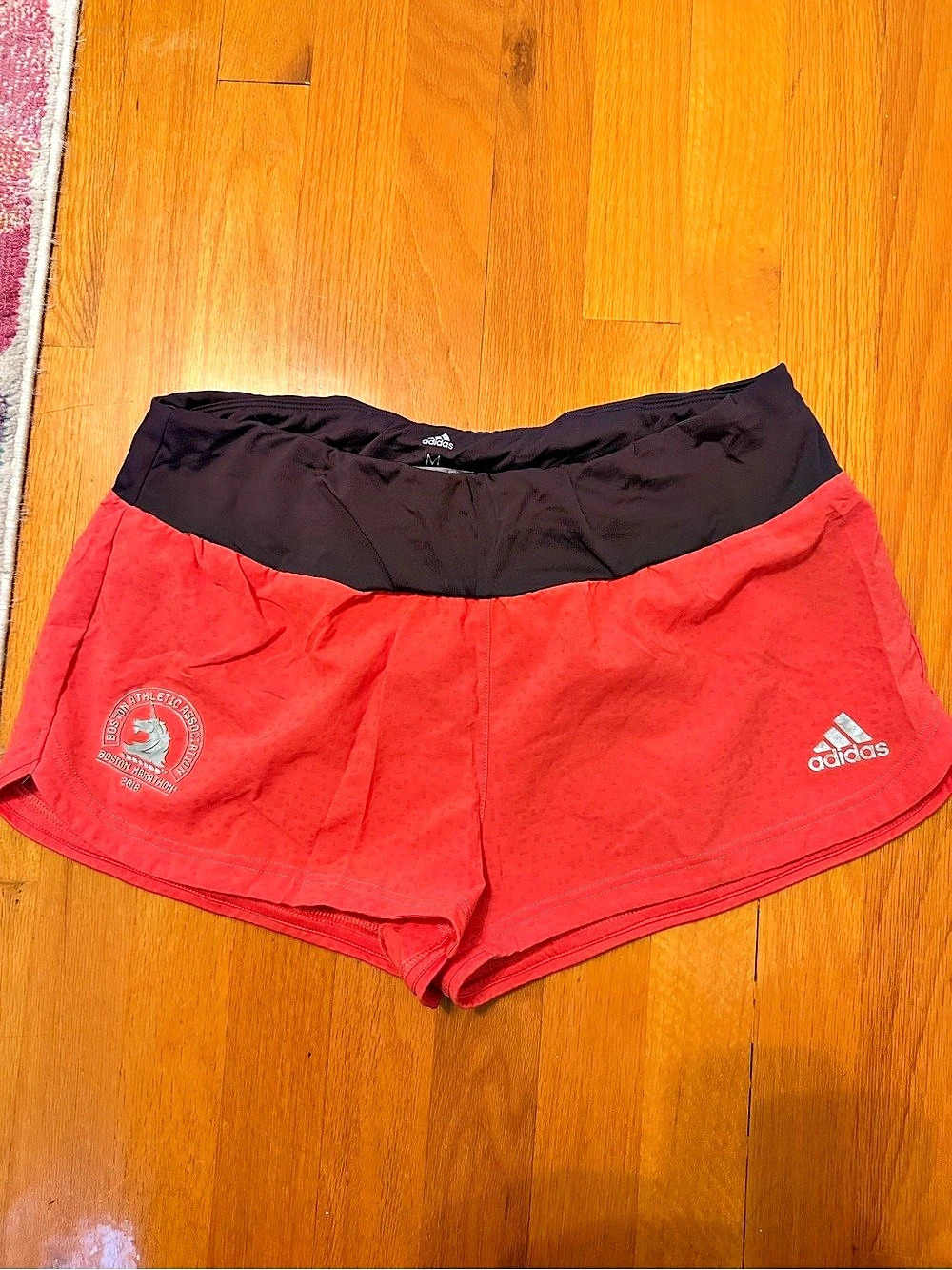 Boston Marathon 2018 adidas Energy Lite Athletic Shorts Red Black Size Medium